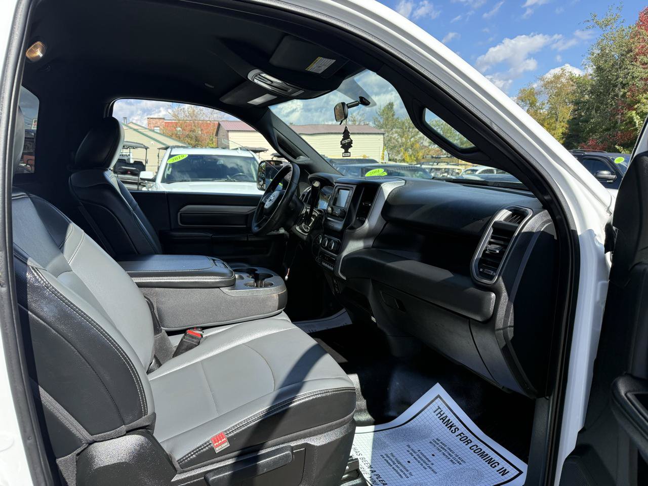 Used 2021 RAM 3500 Tradesman w/ Chrome Appearance Group AWD/4WD image 27