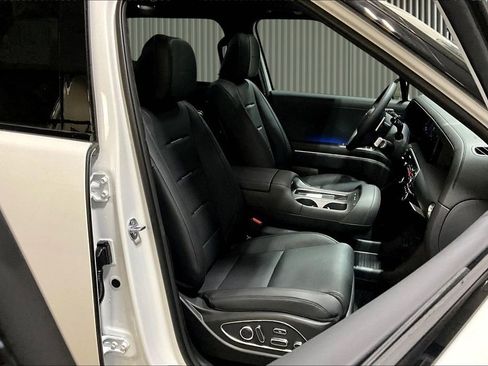 New 2026 Hyundai Palisade Calligraphy AWD/4WD image 9