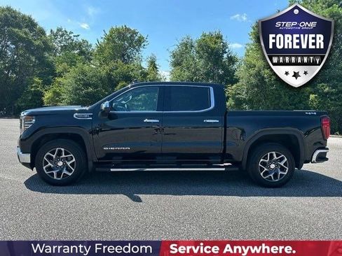 Used 2023 GMC Sierra 1500 SLT w/ SLT Premium Plus Package AWD/4WD image 4