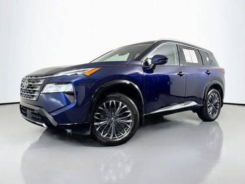Used 2024 Nissan Rogue Platinum FWD image 1