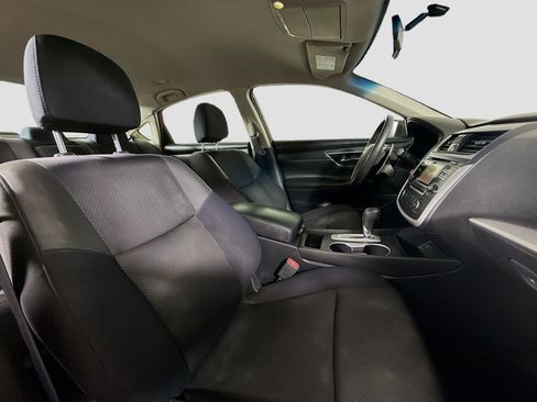 Used 2017 Nissan Altima 2.5 SR image 29