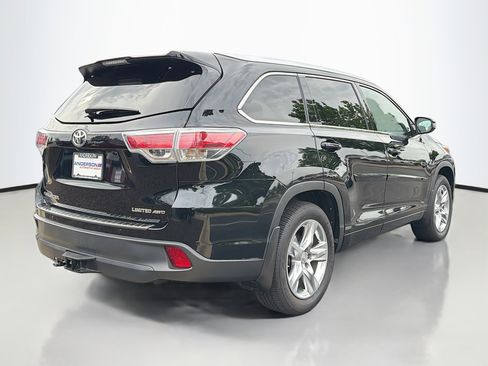 Used 2015 Toyota Highlander Limited AWD/4WD image 2