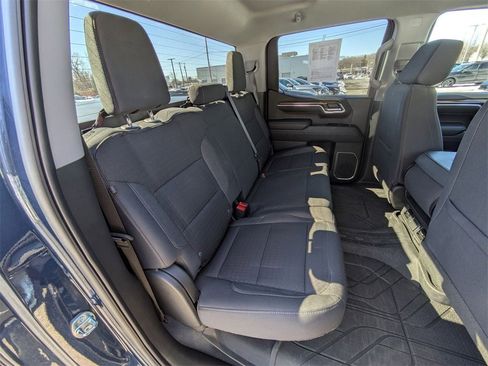 Used 2023 Chevrolet Silverado 1500 LT image 20