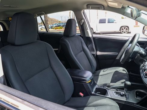 Used 2016 Toyota RAV4 LE FWD image 21