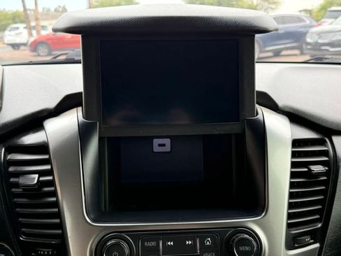 Used 2016 Chevrolet Suburban LTZ RWD image 60