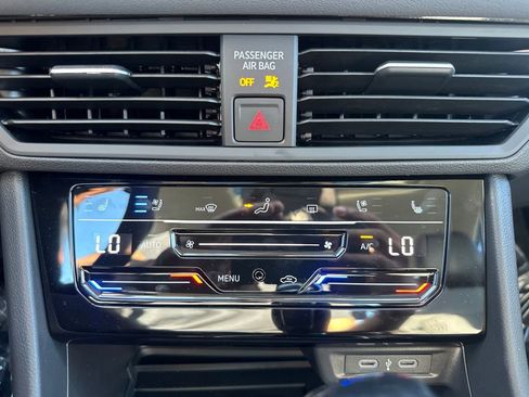 New 2026 Volkswagen Jetta SEL image 24