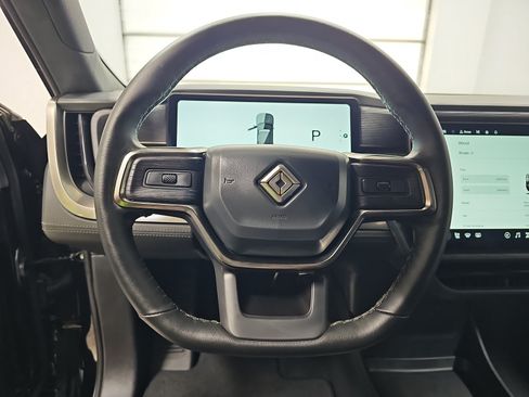 Used 2025 Rivian R1S Adventure AWD/4WD image 28