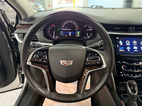Used 2017 Cadillac XTS Luxury w/ Driver Awareness Package FWD image 21
