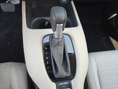 Certified 2025 Honda HR-V LX image 19