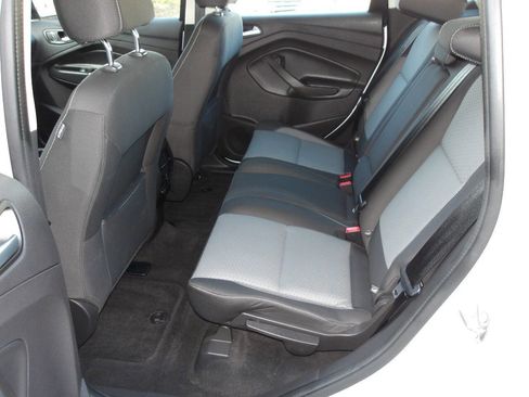 Used 2017 Ford C-MAX SE image 24