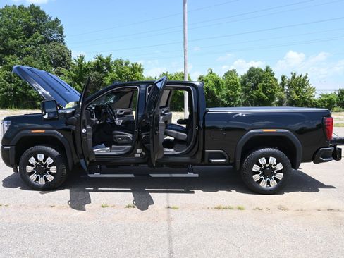 Used 2024 GMC Sierra 2500 Denali w/ Denali Reserve Package AWD/4WD image 43