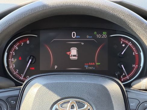 Used 2024 Toyota RAV4 XLE FWD image 16