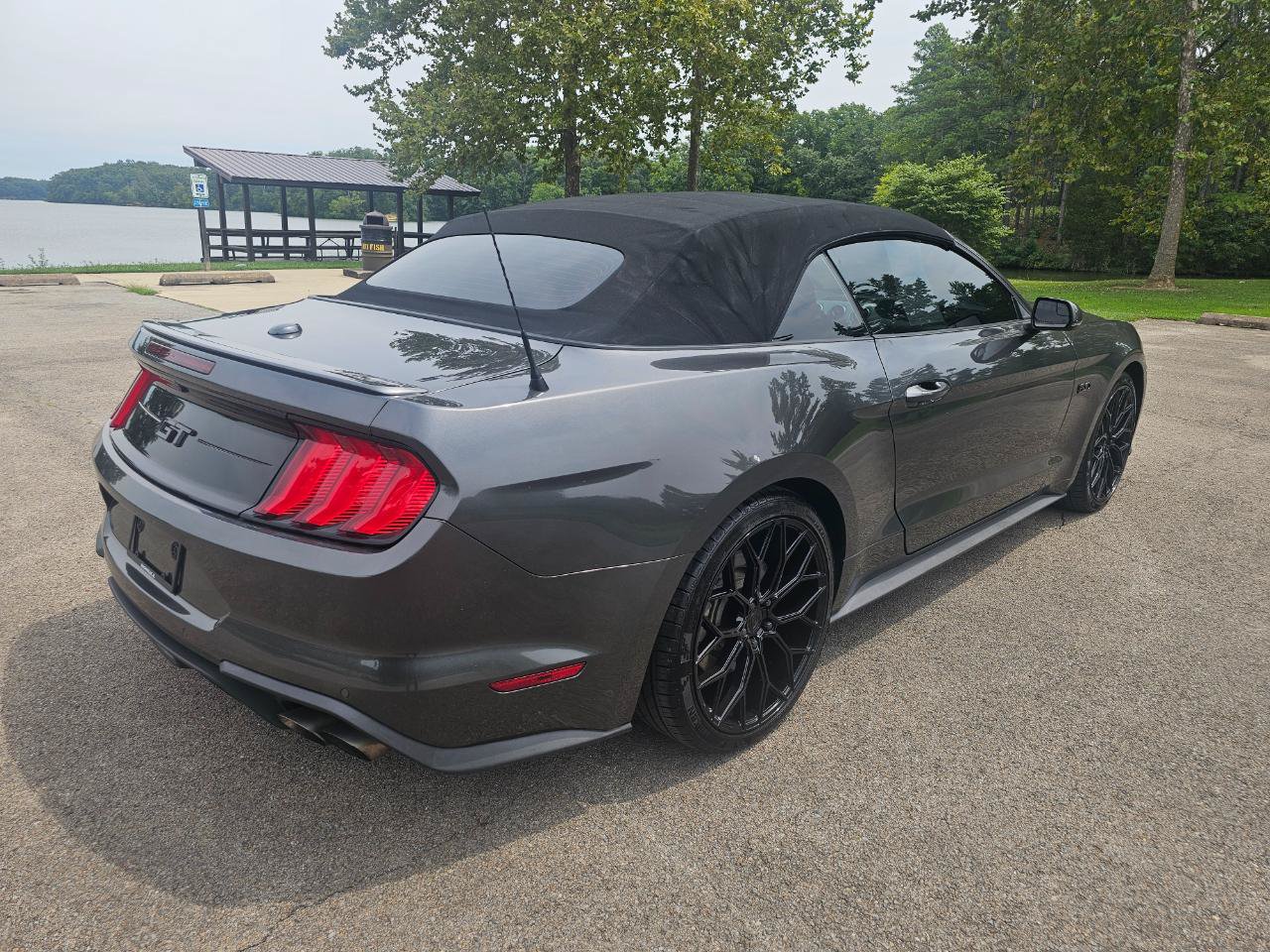 Used 2020 Ford Mustang GT Premium RWD image 5