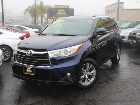 Used 2015 Toyota Highlander XLE image 43