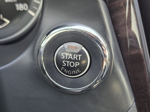 Used 2018 INFINITI Q50 Luxe image 21