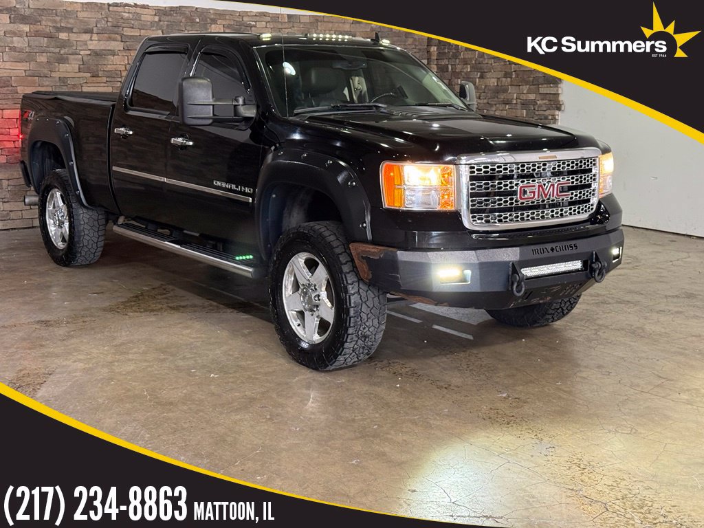 Used 2011 GMC Sierra 2500 Denali w/ Suspension Package, Off-Road AWD/4WD image 1