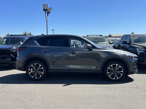 Used 2023 MAZDA CX-5 AWD 2.5 S w/ Premium Plus Pkg image 2