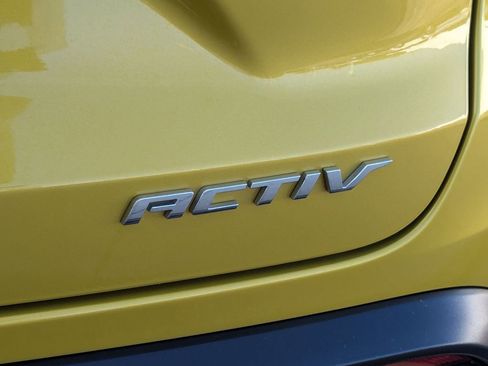 Used 2024 Chevrolet Trax ACTIV w/ Sunroof Package image 26