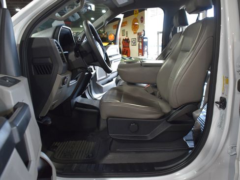 Used 2019 Ford F250 XL w/ STX Appearance Package image 15