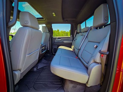 New 2026 GMC Sierra 3500 SLT w/ SLT Premium Package AWD/4WD image 36