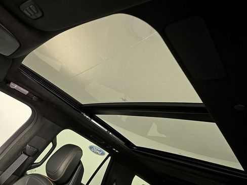 New 2025 Lincoln Navigator Black Label image 12