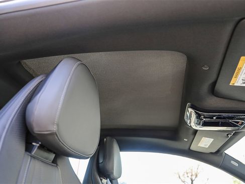 Used 2024 Mercedes-Benz CLE 300 4MATIC Coupe image 16