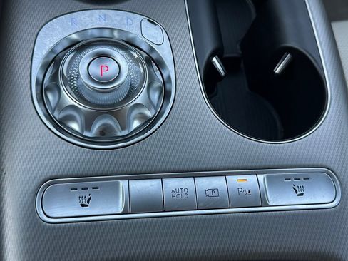 Certified 2024 Genesis GV60 RWD image 30