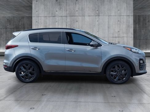 Used 2020 Kia Sportage S w/ S FWD Sunroof Package image 6