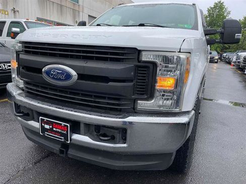 Used 2017 Ford F350 XL w/ Power Equipment Group AWD/4WD image 3
