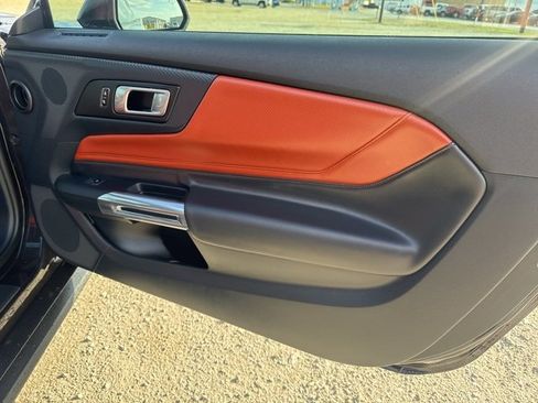 Used 2024 Ford Mustang Premium image 18