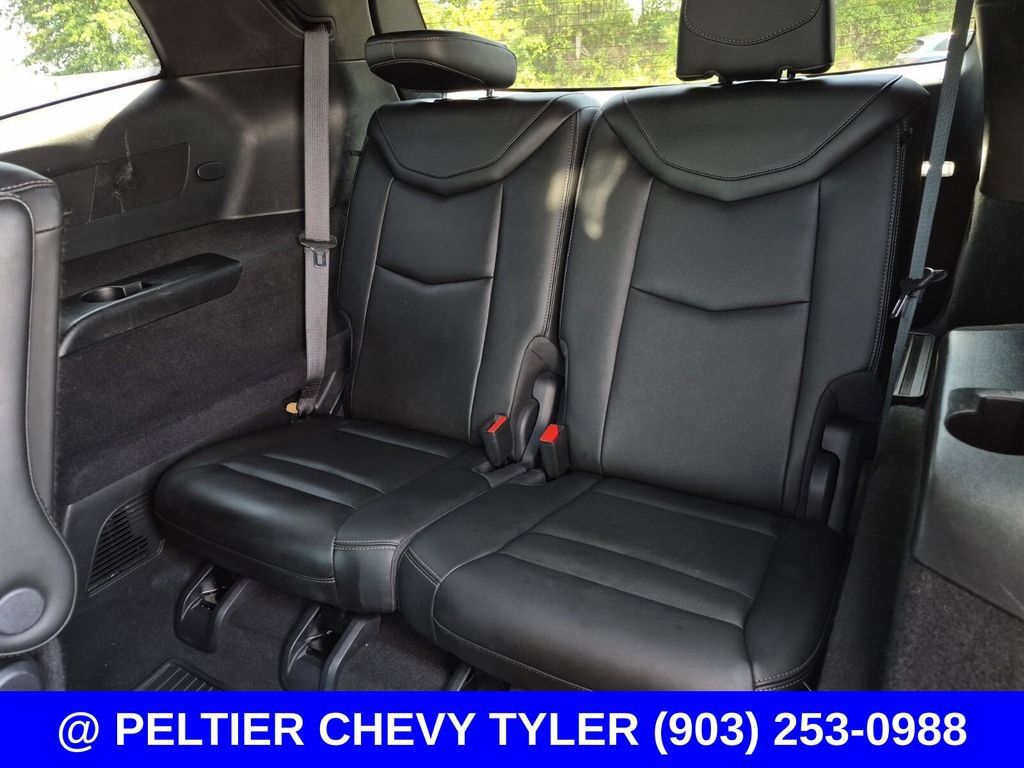 Used 2021 Cadillac XT6 Premium Luxury FWD image 38