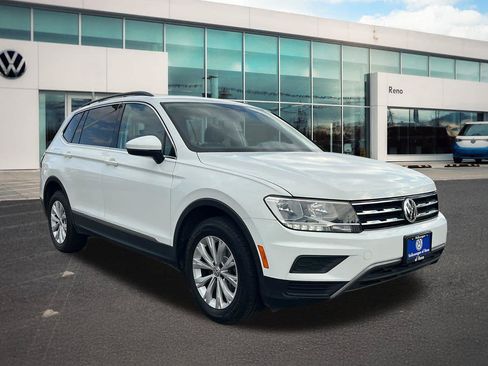 Used 2018 Volkswagen Tiguan S FWD image 3