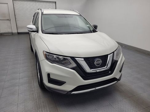 Used 2018 Nissan Rogue SV image 14