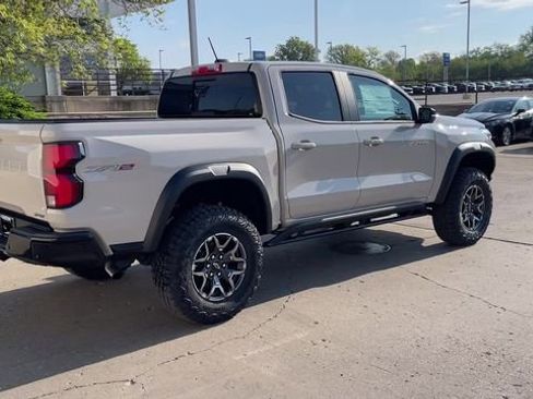 New 2026 Chevrolet Colorado ZR2 w/ Technology Package AWD/4WD image 8