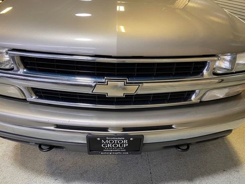 Used 2002 Chevrolet Tahoe LT RWD image 21