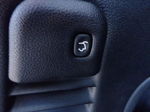 Used 2021 Jeep Grand Cherokee Limited image 9