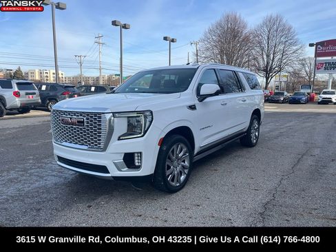 Used 2021 GMC Yukon XL Denali w/ Denali Premium Package image 1