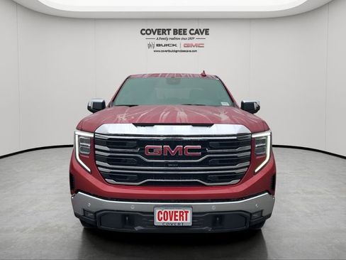 New 2026 GMC Sierra 1500 SLT image 2