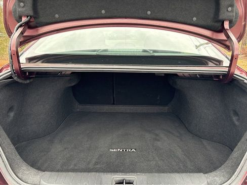 Used 2022 Nissan Sentra SV FWD image 22
