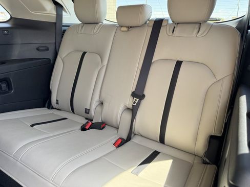 Used 2024 MAZDA CX-90 3.3 Turbo w/ Preferred Plus image 38