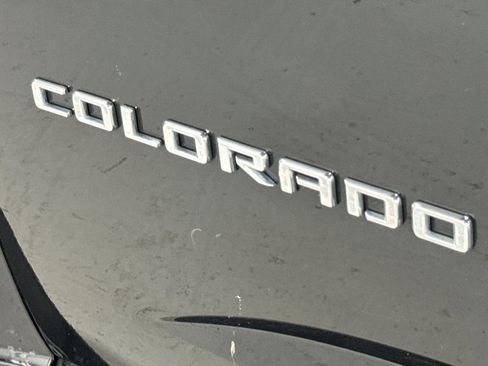 Used 2021 Chevrolet Colorado ZR2 image 33