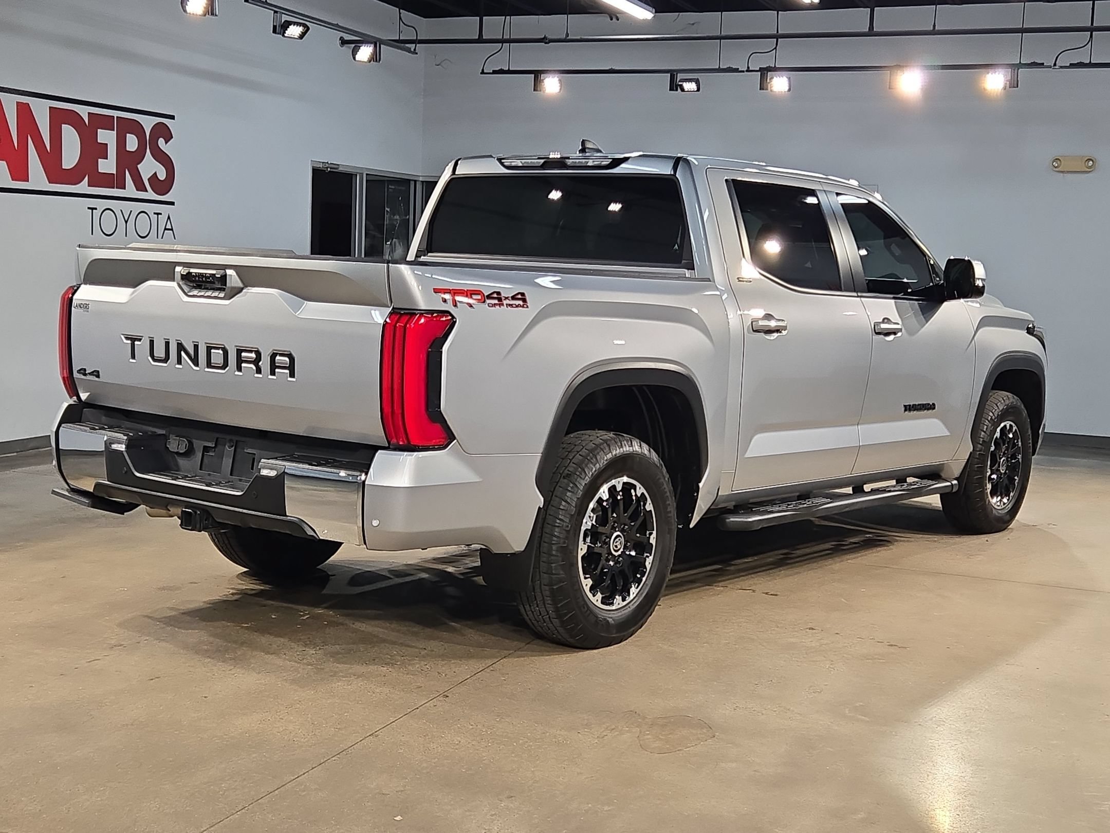 Used 2024 Toyota Tundra SR5 w/ TRD Off-Road Premium Package AWD/4WD image 7