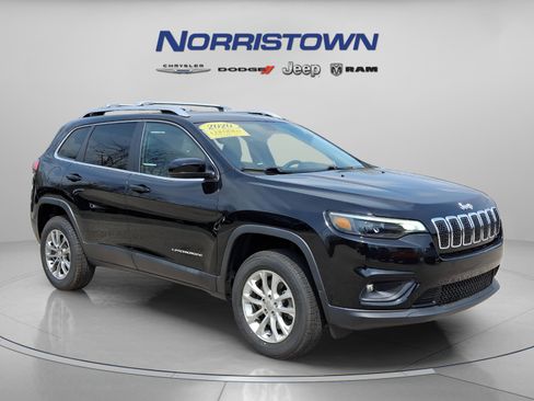 Certified 2020 Jeep Cherokee Latitude Plus w/ Comfort/Convenience Group AWD/4WD image 1