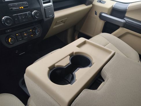 Used 2016 Ford F150 XLT w/ Equipment Group 301A Mid RWD image 26