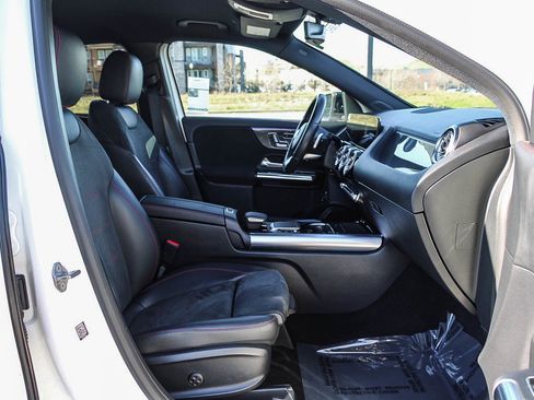 Certified 2022 Mercedes-Benz GLA 250 4MATIC image 17