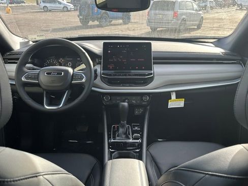 New 2026 Jeep Compass Limited image 19