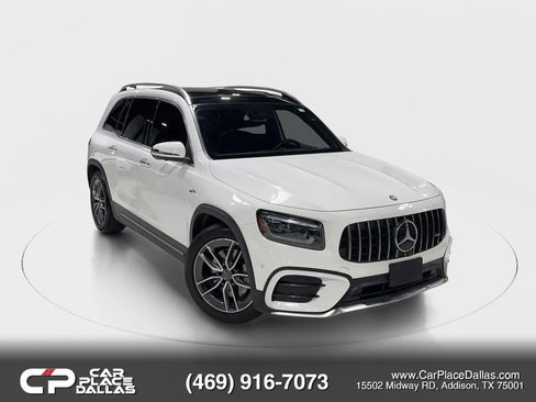 Used 2025 Mercedes-Benz GLB 35 AMG 4MATIC image 1