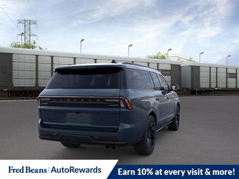 New 2025 Lincoln Navigator L Reserve w/ Jet Appearance Package AWD/4WD image 9