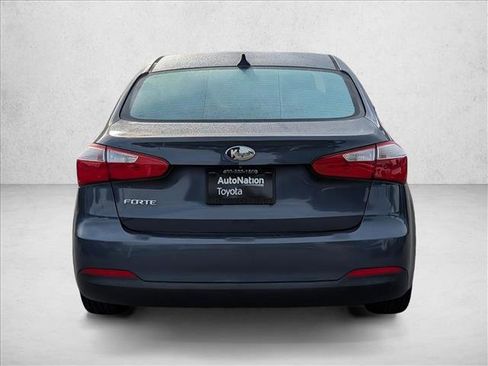 Used 2015 Kia Forte LX w/ Popular Package image 6