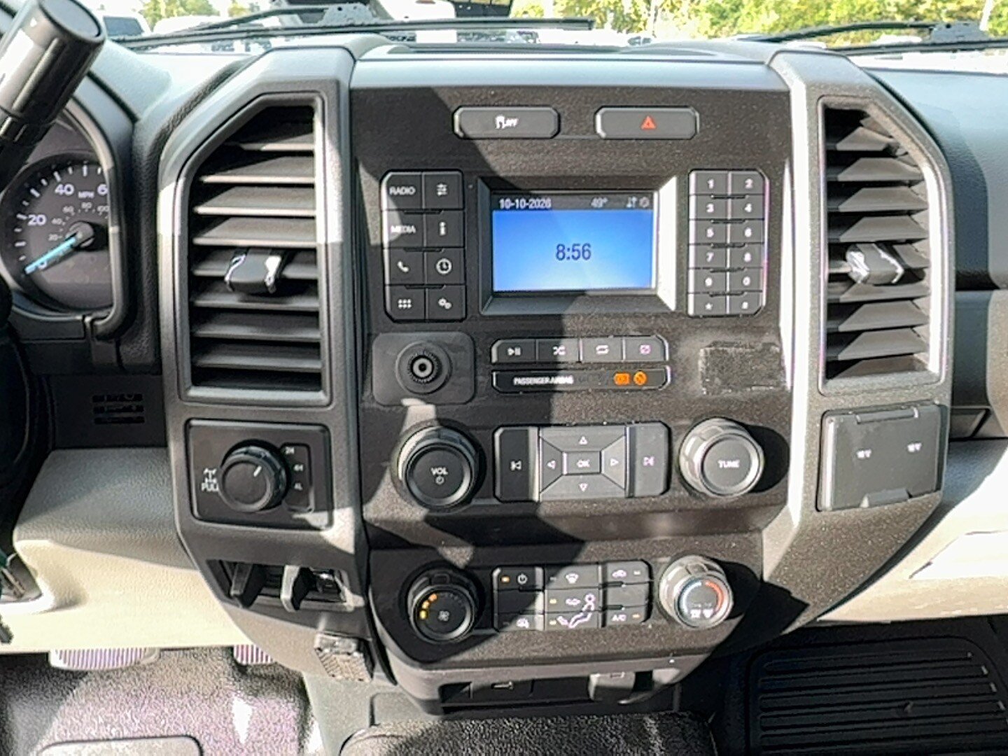 Used 2020 Ford F250 XL w/ Power Equipment Group AWD/4WD image 21